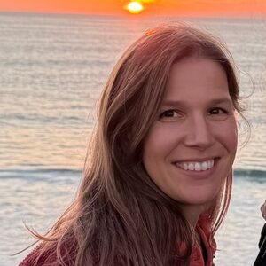 Meet your Posher, Kara